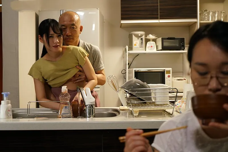 Gã chồng nện con nhỏ riêng của bà xã khi biết người vợ không thể sinh con cho mình